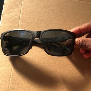 Maui Jim  sunglasses